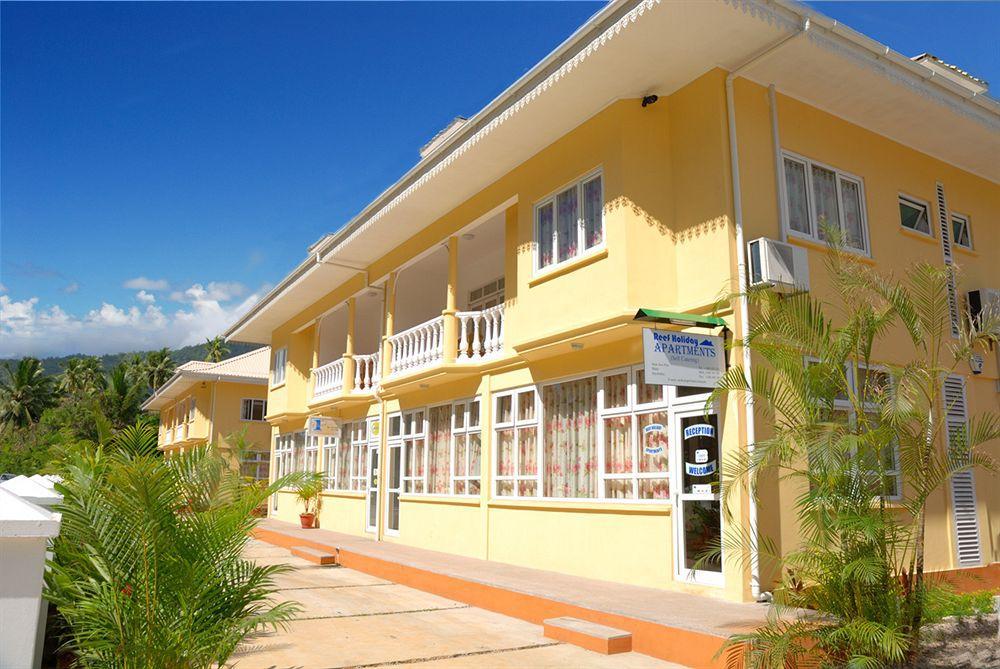 Reef Holiday Apartments Anse aux Pins Exterior photo